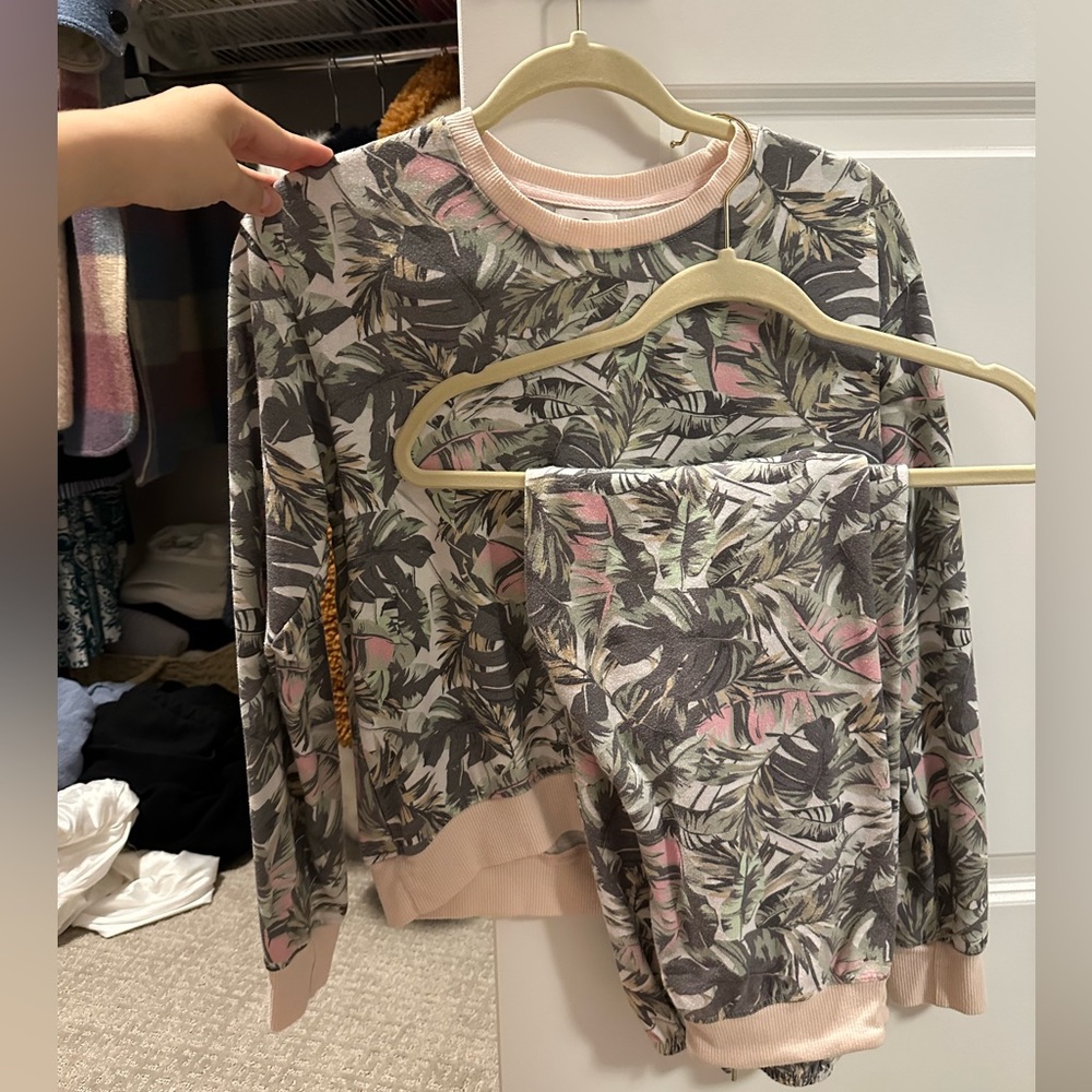 Sundry Palm Print Matching Sweat Set - image 1